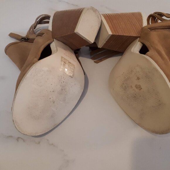 EUC Aldo Lennoxville tan suede open back bootie, 6 - Picture 7 of 8